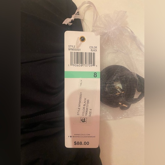 NWT Anne Cole Woman’s Live in Color Twist Front One Piece Swimsuit Black Size 8 - Picture 11 of 16